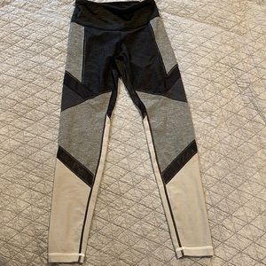 New balance dry legging size small